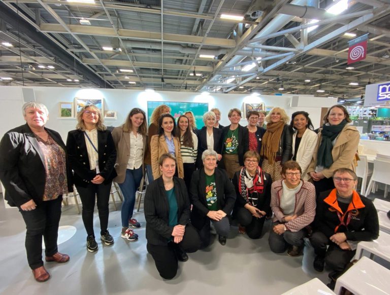 photo d'un groupe d'agricultrices